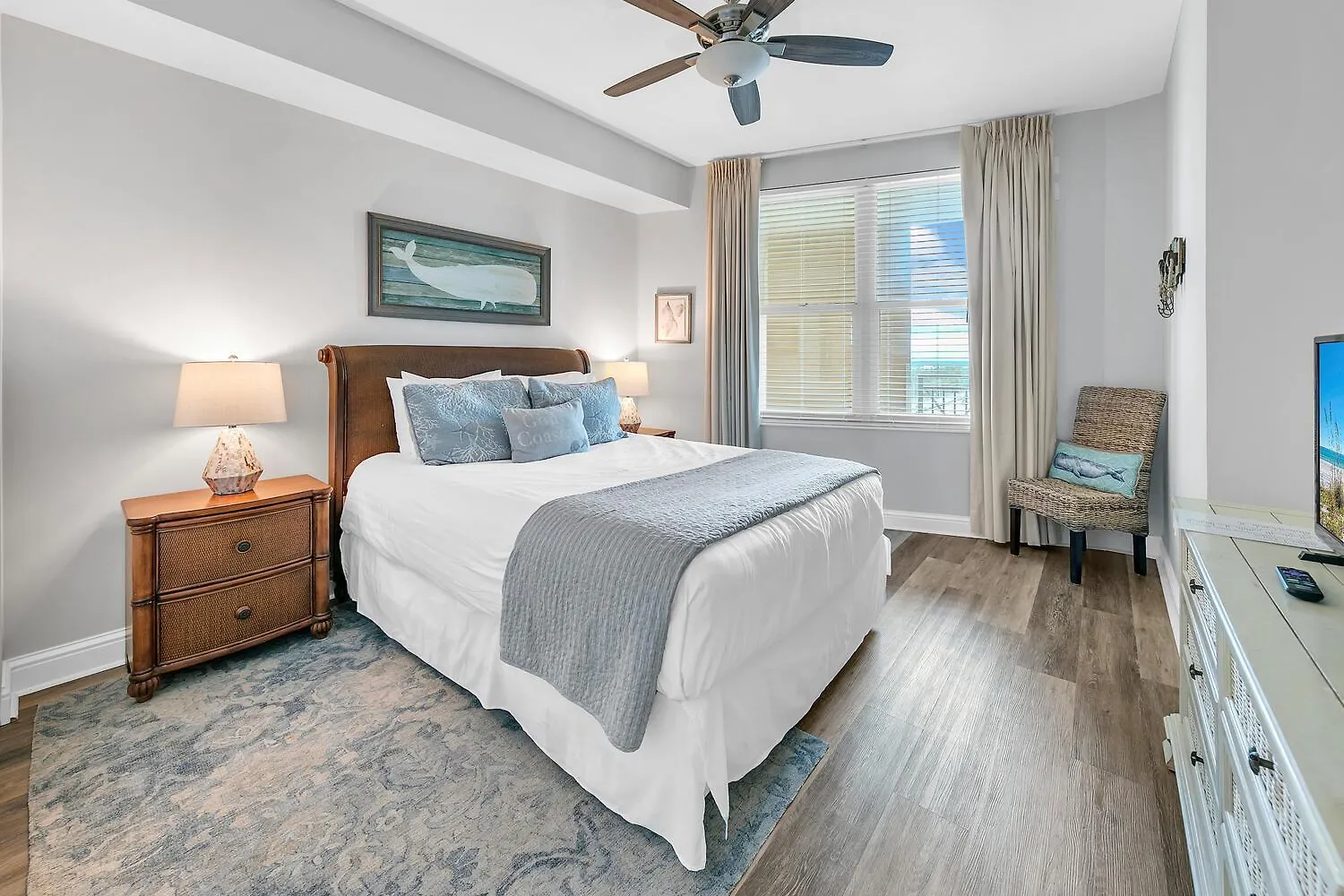 Aqua Resort 905 By Emerald Coast Retreats Panama City Beach United States