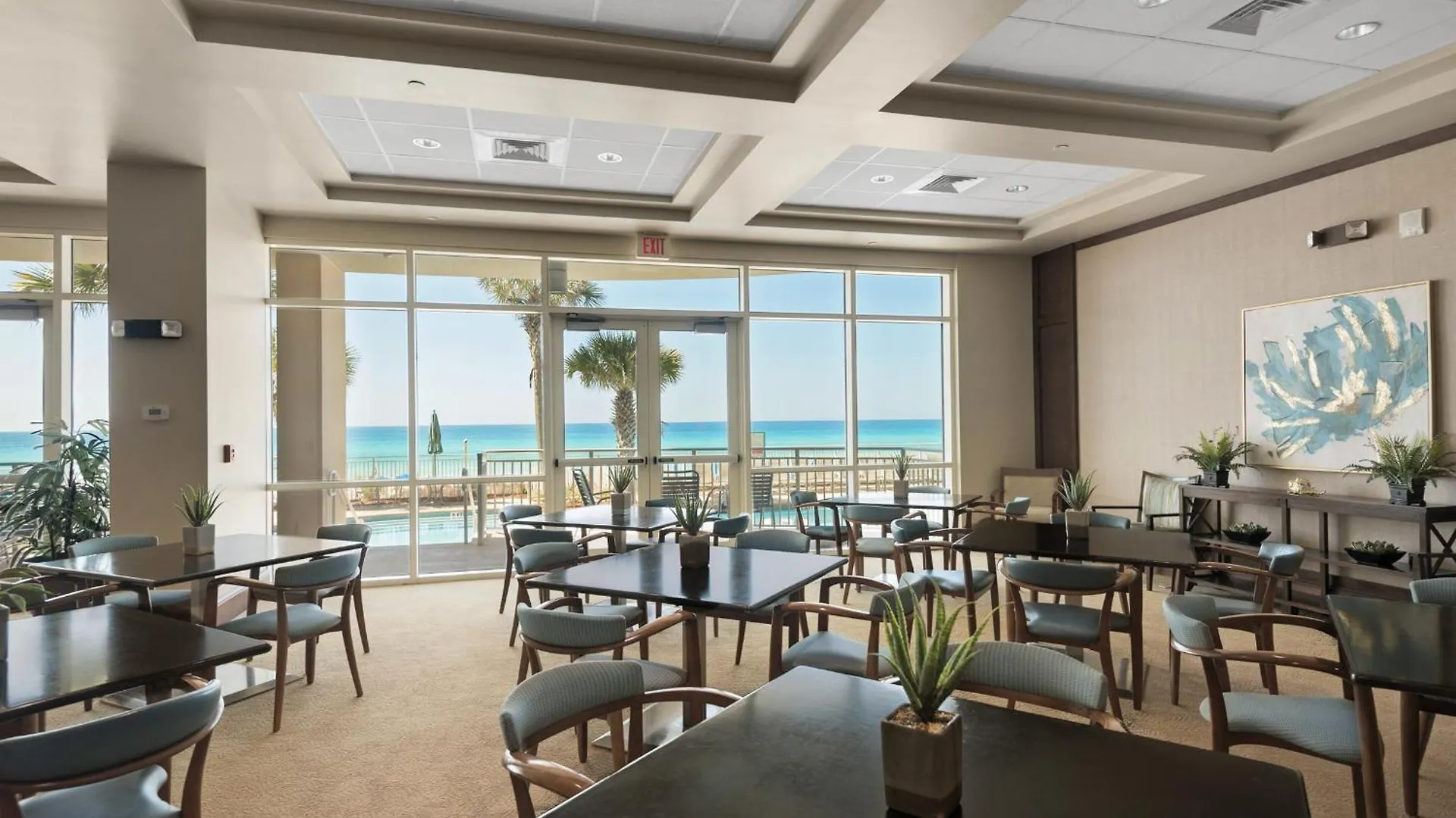 Aqua Resort 905 By Emerald Coast Retreats Panama City Beach United States