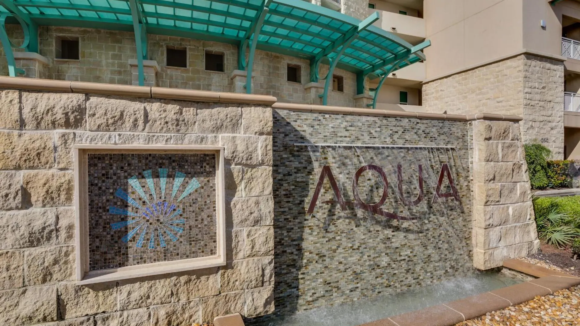 Aqua Resort 905 By Emerald Coast Retreats Panama City Beach Apartment